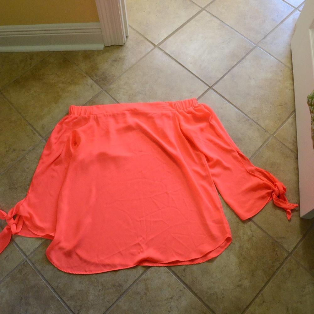 Adrienne Boutique Off Shoulder Tie Sleeve Top SZM